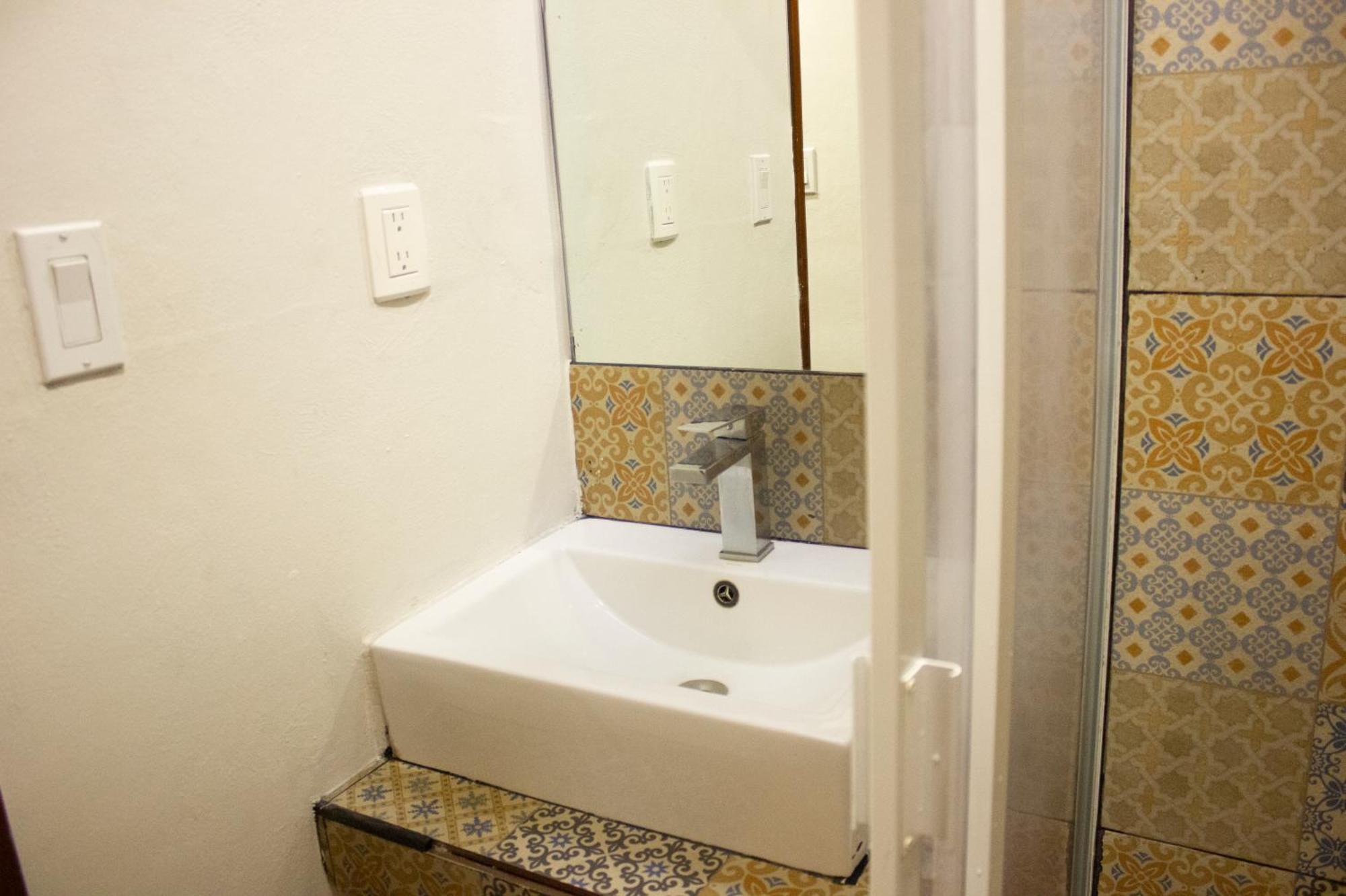 Bed in 6-Bed Female Dormitory Room,1546574044:JPEG